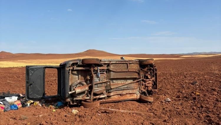 Yzogat’ta kaza: Devrilen aracın sürücüsü ağır yaralandı