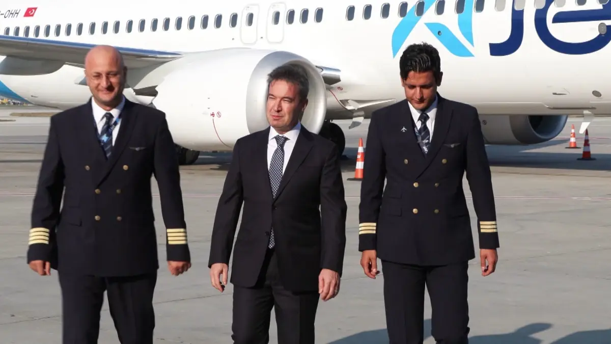 ajet filosunu yeni boeing 737 8 max ucaklariyla guclendiriyor jBfpQg5K.jpg