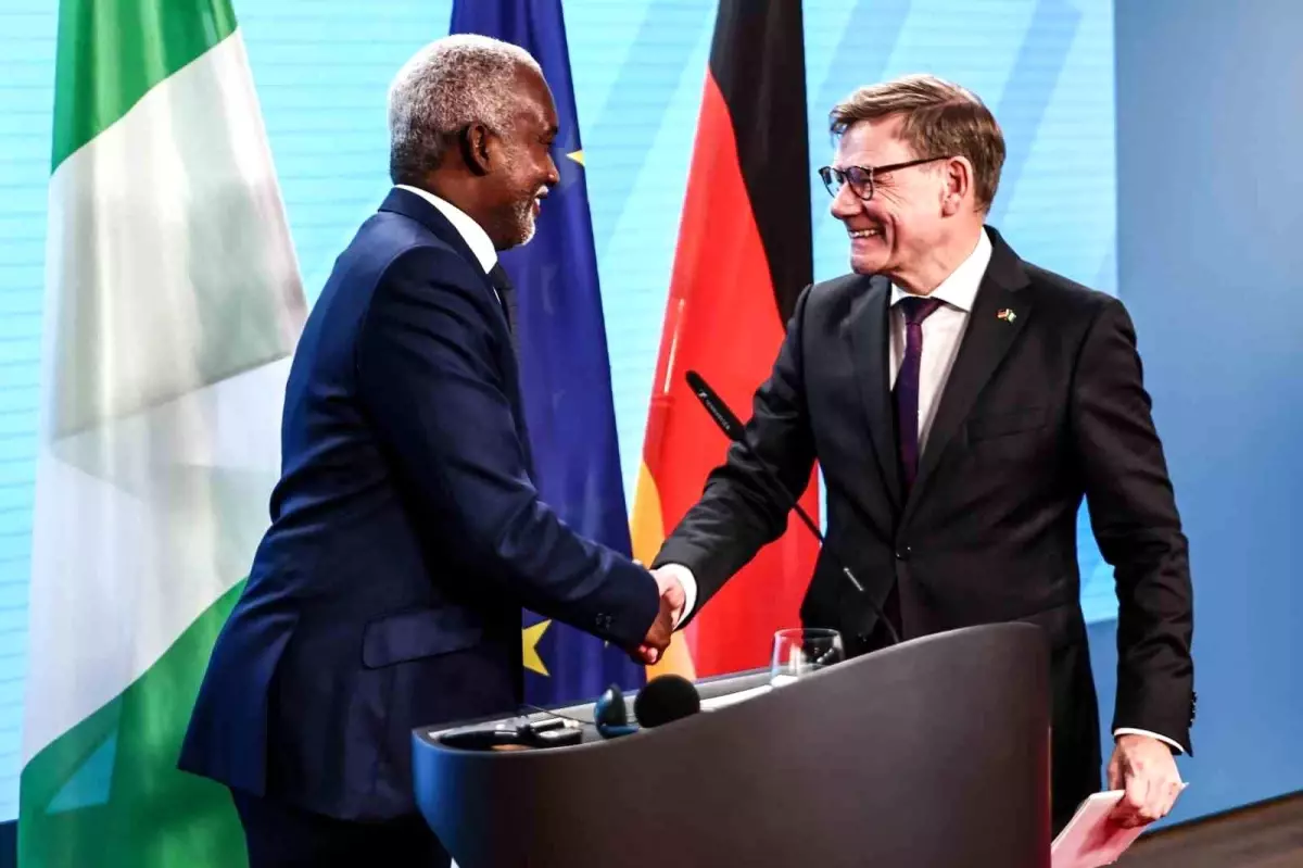 almanyada suriyelilerin geri gonderilmesi tartismasi J9AwYCQa.jpg