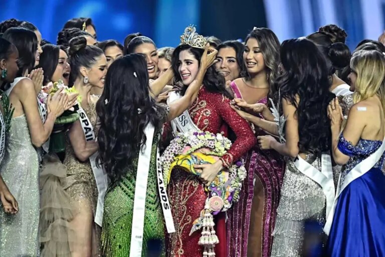 final-sonrasi-aciga-cikan-juri-istifasi-miss-universee-saibe-dusurdu-tn8VVB2B.jpg