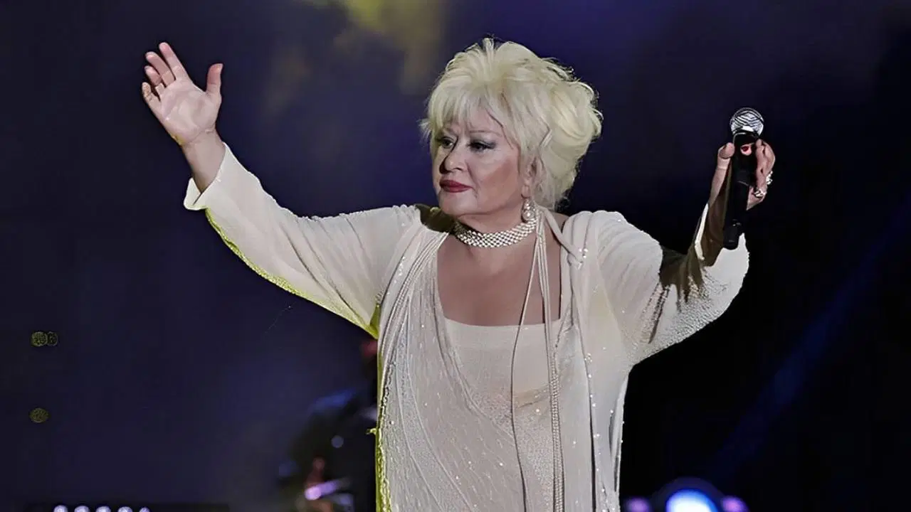 muazzez abacidan kotu haber yogun bakima alindi 2CXGaibb.jpg