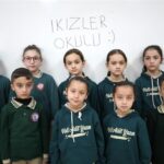 ogretmenleri bile karistiriyor mustaki okulda 21 ikiz egitim goruyor WQUPkLv7.jpg