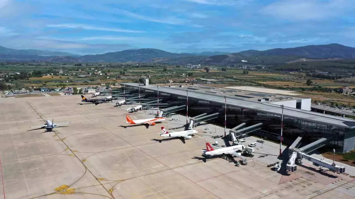 mugla-havalimanlari-2025te-98-milyon-yolcu-agirladi-jyG9K4eJ.jpg