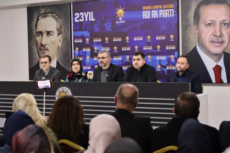 ak-parti-sivas-uye-sayisi-113-bin-216-PqsikYdJ.jpg