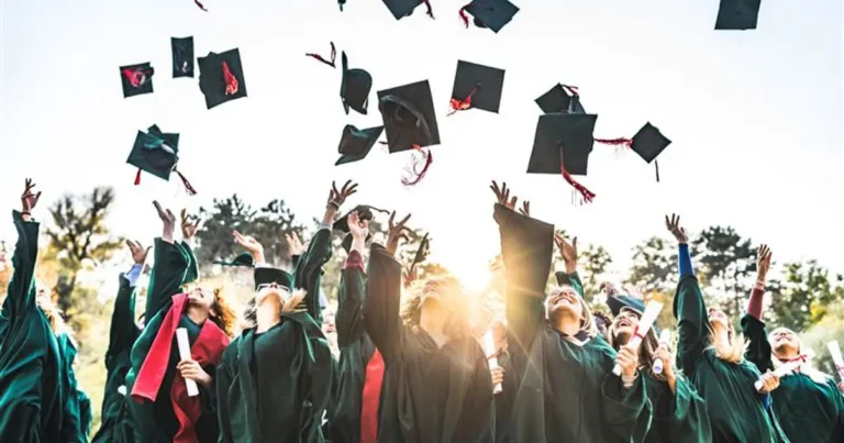universitede-3-yilda-diploma-donemi-ayrintilar-belli-oldu-gcwvqvaM.webp