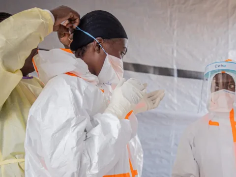 Dsoden dikkat ceken ebola aciklamasi 5MxchkZJ